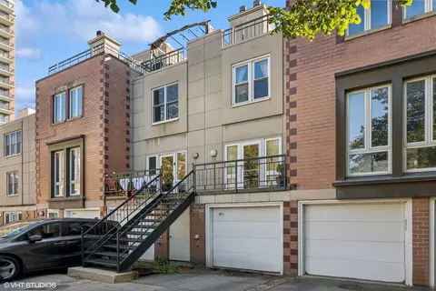 20 W 15th St #I, Chicago, IL 60605