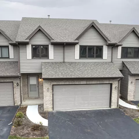 822 Casey Ln, Hampshire, IL 60140