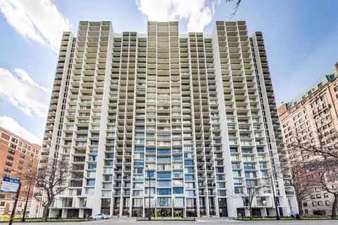 3200 N Lake Shore Dr #1407, Chicago, IL 60657