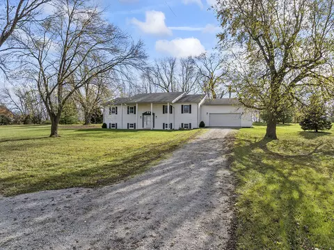 12945 W Smith Rd, Manhattan, IL 60442 photo 2