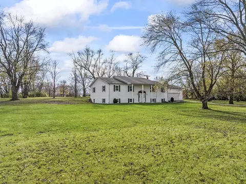 12945 W Smith Rd, Manhattan, IL 60442 photo 3