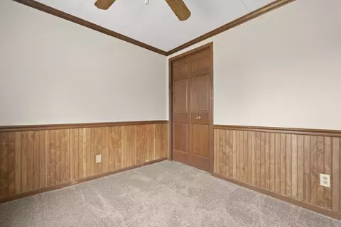 Bedroom - 5301 Maplehill Dr, Mccullom Lake, IL 60050 photo 1 of 5
