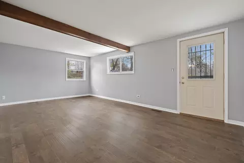 Living - 5301 Maplehill Dr, Mccullom Lake, IL 60050 photo 1 of 3