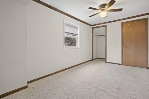 Bedroom - 5301 Maplehill Dr, Mccullom Lake, IL 60050 photo 5 of 5