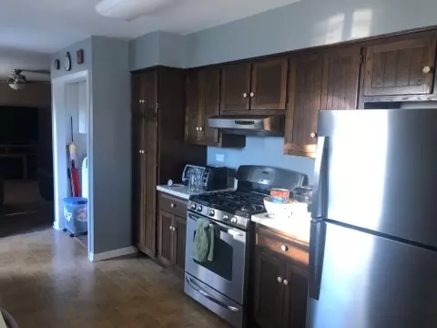 Kitchen - 2123 Lynwood St, Crest Hill, IL 60403 photo 4 of 4