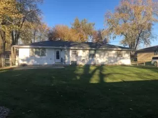 Exterior - 2123 Lynwood St, Crest Hill, IL 60403 photo 2 of 2