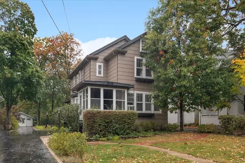 110 Linden Ave, Glencoe, IL 60022