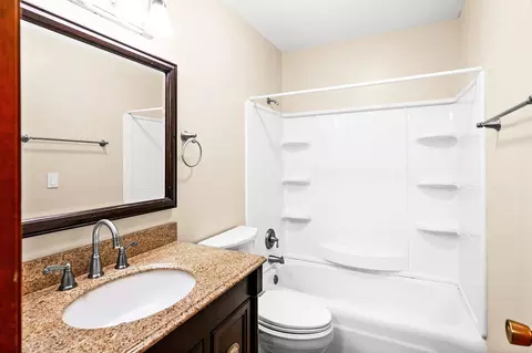 2110 Todd Dr #3, Bloomington, IL 61704 photo 12