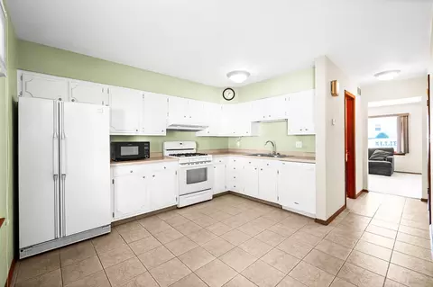 2110 Todd Dr #3, Bloomington, IL 61704 photo 5