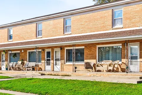 2110 Todd Dr #3, Bloomington, IL 61704