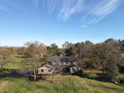 1496 Thor Dr, Inverness, IL 60067