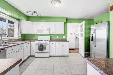 Kitchen - 409 E Willow St, Normal, IL 61761 photo 2 of 7