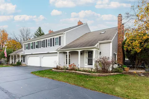 2 S745 Grove Ln #2S745, Warrenville, IL 60555