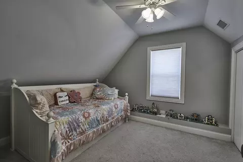 Bedroom - 3017 N Mango Ave, Chicago, IL 60634 photo 2 of 3