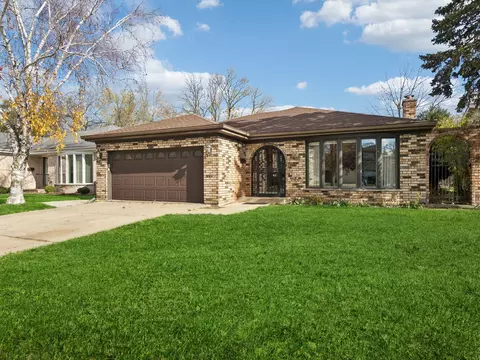1013 N Delphia Ave, Park Ridge, IL 60068