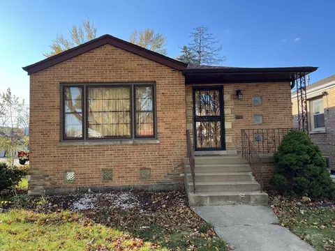 4458 S Komensky Ave, Chicago, IL 60632