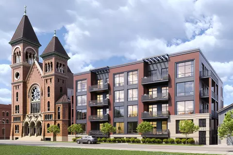 1340 W Chestnut St #201, Chicago, IL 60642