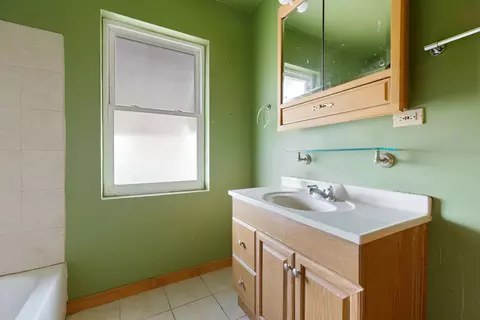 500 E 87th Pl, Chicago, IL 60619 photo 15