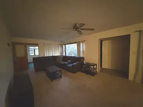 1277 Fairway Dr, Freeport, IL 61032 photo 7