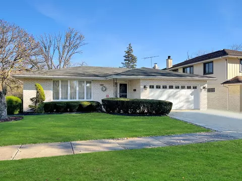 2627 Somerset Dr, Westchester, IL 60154