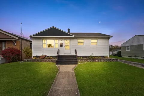 8224 45th Pl, Lyons, IL 60534 photo 2