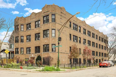 1908 N Drake Ave #3A, Chicago, IL 60647