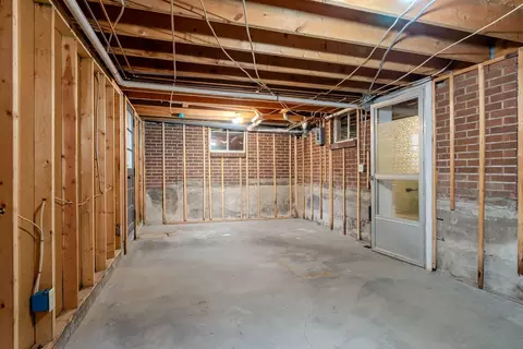 1205 S Linden St, Normal, IL 61761 photo 35
