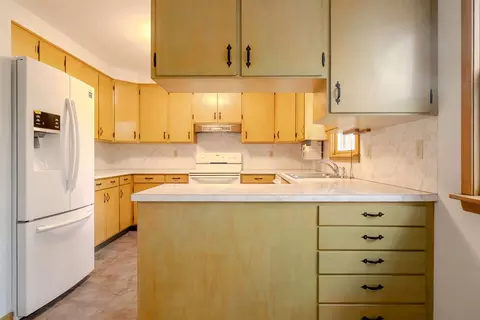 1205 S Linden St, Normal, IL 61761 photo 20