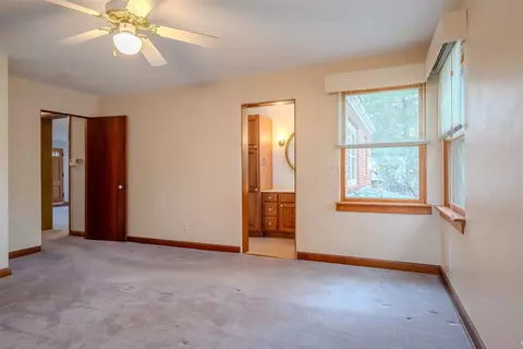 1205 S Linden St, Normal, IL 61761 photo 11