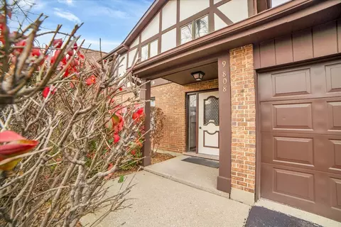 9808 Mill Dr W #2B, Palos Park, IL 60464