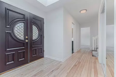 645 Ash St, Roselle, IL 60172 photo 8
