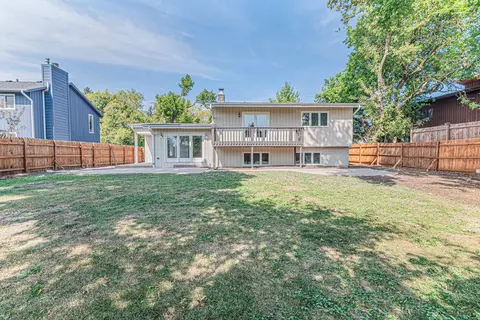 645 Ash St, Roselle, IL 60172 photo 25