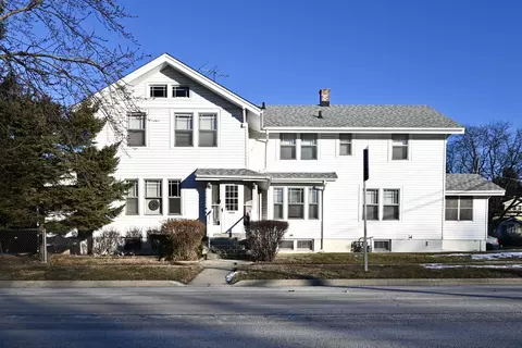 618 W Ridgeland Ave, Waukegan, IL 60085