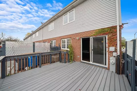 7968 S Roberts Rd, Bridgeview, IL 60455 photo 5