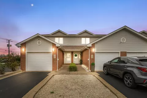 7968 S Roberts Rd, Bridgeview, IL 60455