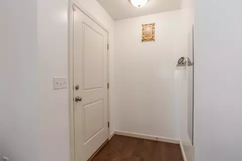 Entry Way - 16 Winding Way, Bloomington, IL 61705 photo 1 of 2
