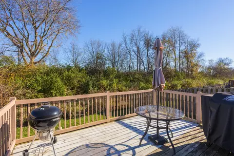 Exterior - 16 Winding Way, Bloomington, IL 61705 photo 5 of 6