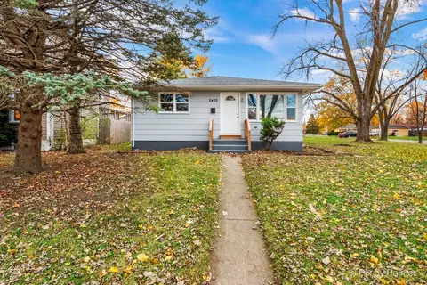 2402 Gideon Ave, Zion, IL 60099