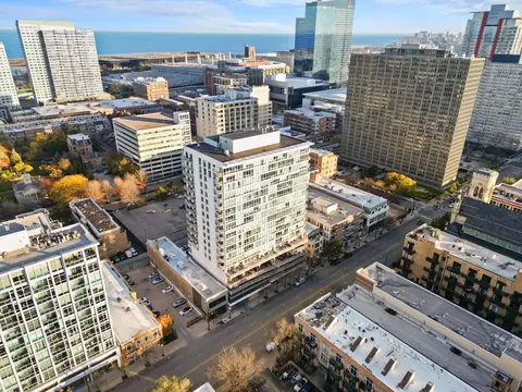 1845 S Michigan Ave #602, Chicago, IL 60616