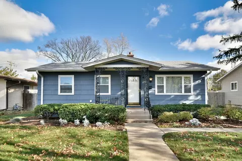 1715 Illinois St, Des Plaines, IL 60018
