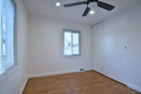 Bedroom - 1715 Illinois St, Des Plaines, IL 60018 photo 3 of 10