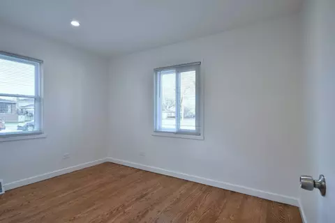 Bedroom - 1715 Illinois St, Des Plaines, IL 60018 photo 5 of 10