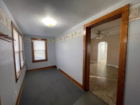 Entry Way - 305 E Iowa St, Spring Valley, IL 61362 photo 1 of 1