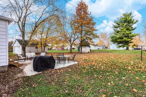 Exterior - 106 W 5th St, Gridley, IL 61744 photo 4 of 5