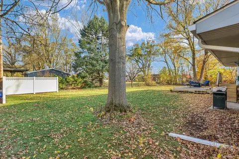 2318 Brookshire Dr E, Champaign, IL 61821 photo 33