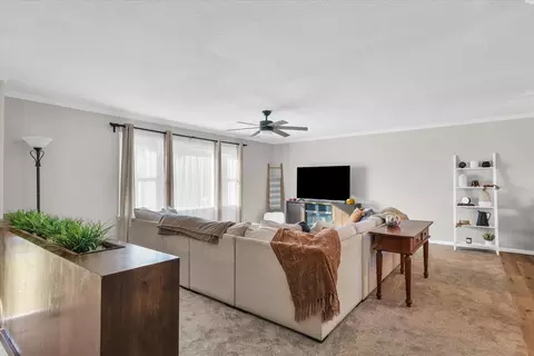 2318 Brookshire Dr E, Champaign, IL 61821 photo 7