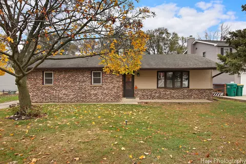 1012 Hooks Ln, Mchenry, IL 60050 photo 26