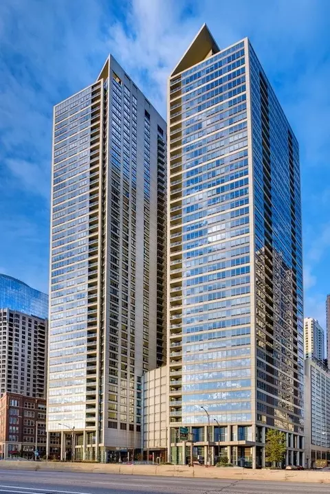 600 N Lake Shore Dr #2001, Chicago, IL 60611
