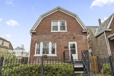 1052 N Saint Louis Ave, Chicago, IL 60651