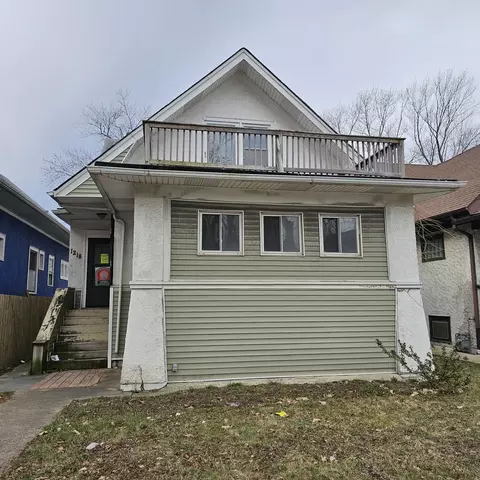 1218 N Austin Blvd, Oak Park, IL 60302